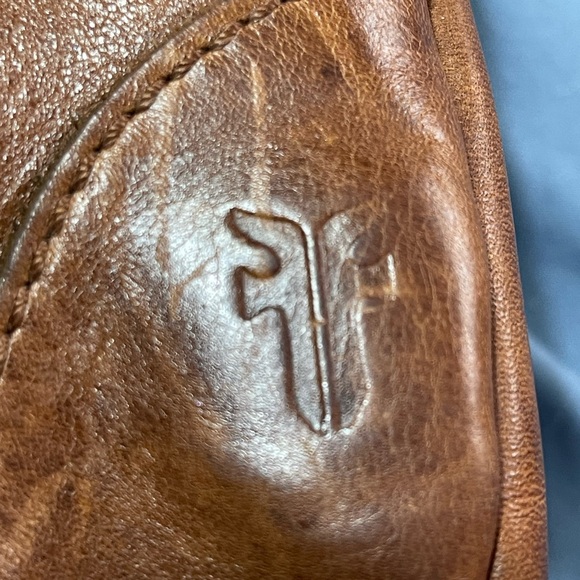 Frye Melissa Hobo Purse Very gently used - Picture 2 of 6